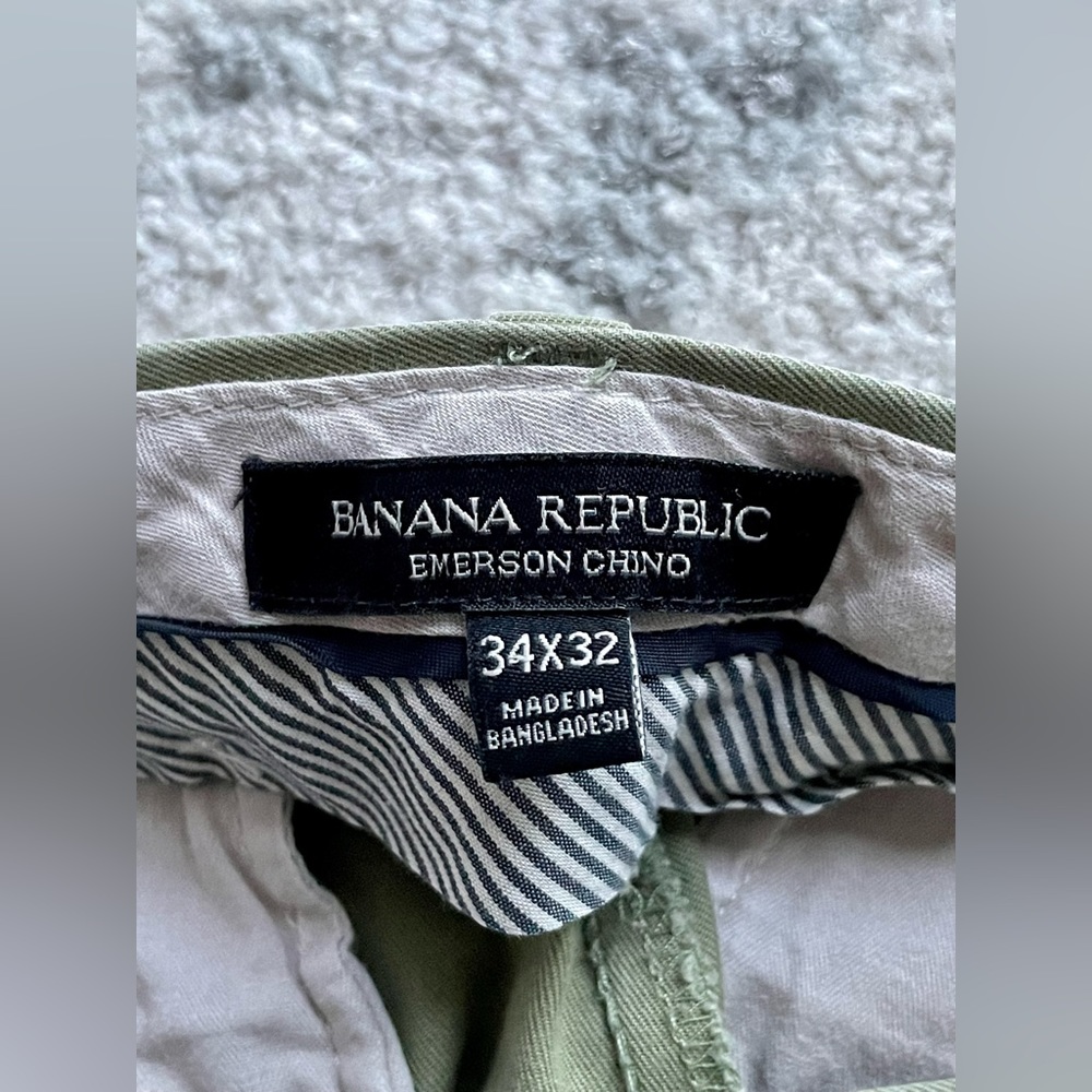 Men’s green BR Emerson chino pants